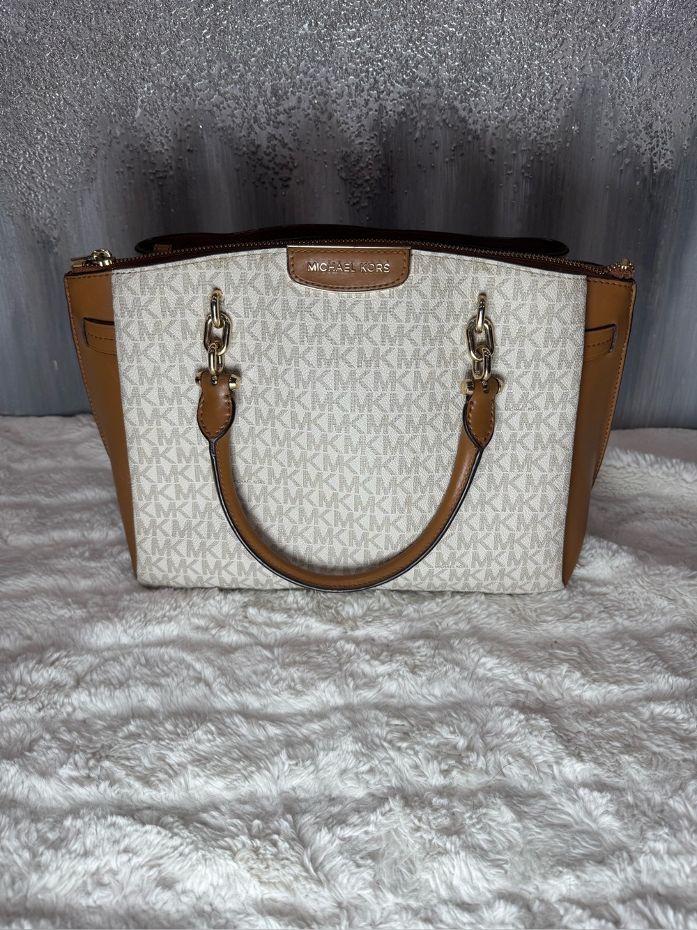 Michael Kors Rochelle Satchell
